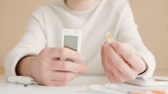Malattie croniche e cure a casa: come organizzare un ambiente sicuro per i propri cari