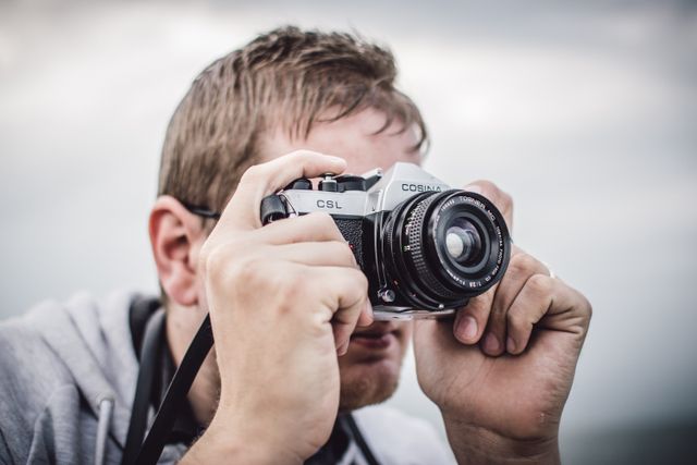 La fotografia come eredità emotiva: immagini che restano nel tempo