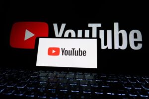 Comprare views YouTube: come funziona, quando ha senso e cosa sapere prima di farlo
